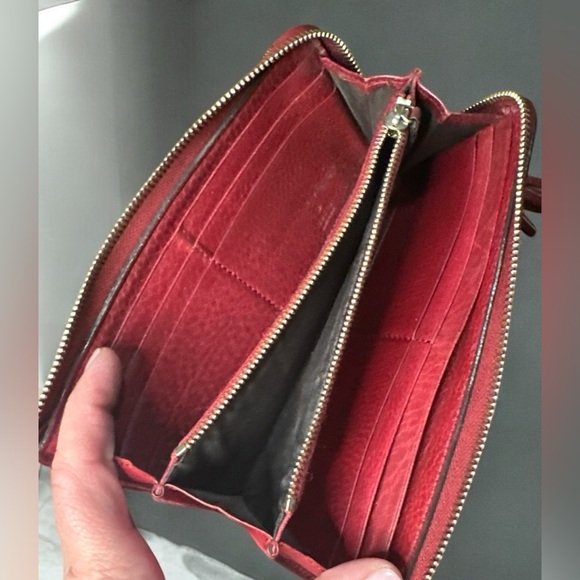 GUCCI GG Beige Logo Canvas Leather Red Bifold Zip Wallet Bamboo Leather tassels - Picture 9 of 15